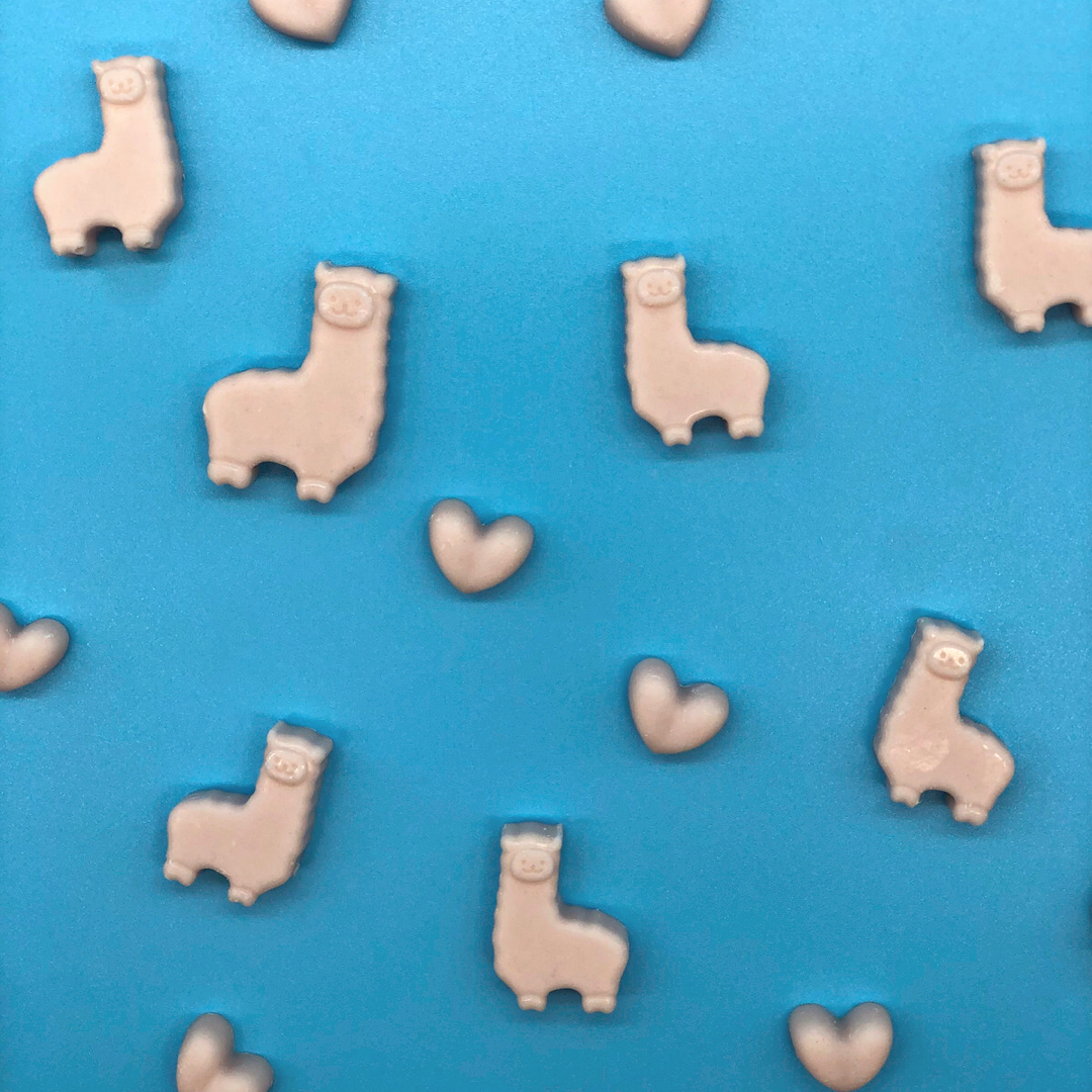 Strawberry Llamas And Hearts 100g